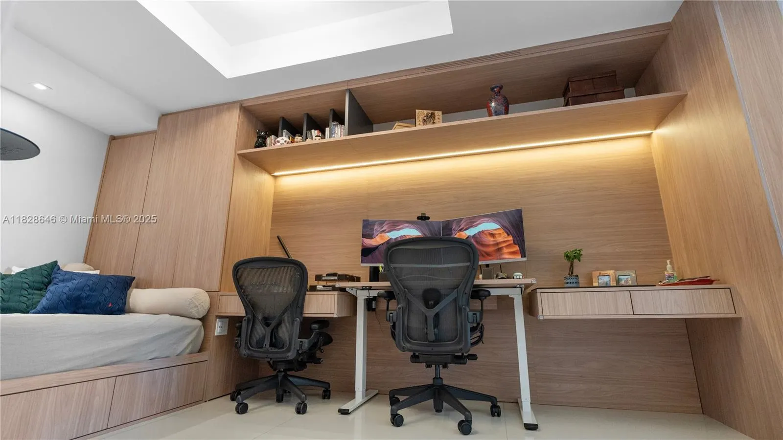 17301 Biscayne Blvd, #2102