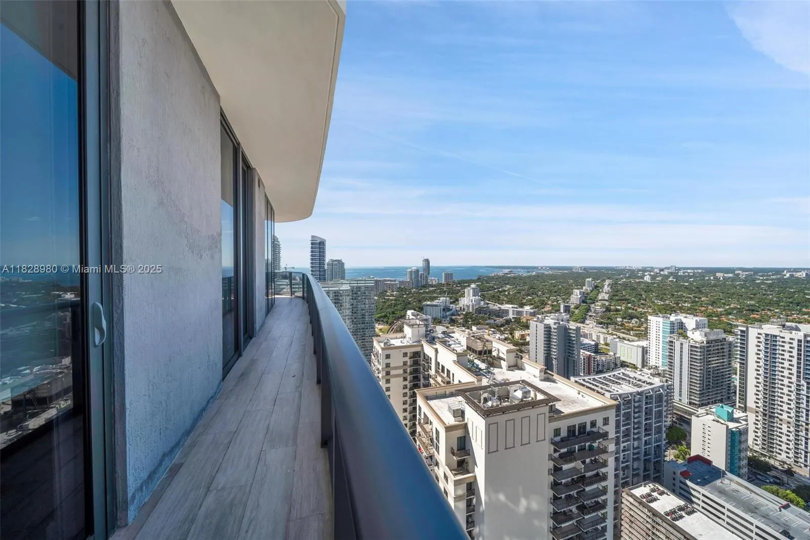 55 SW 9th St, #4406