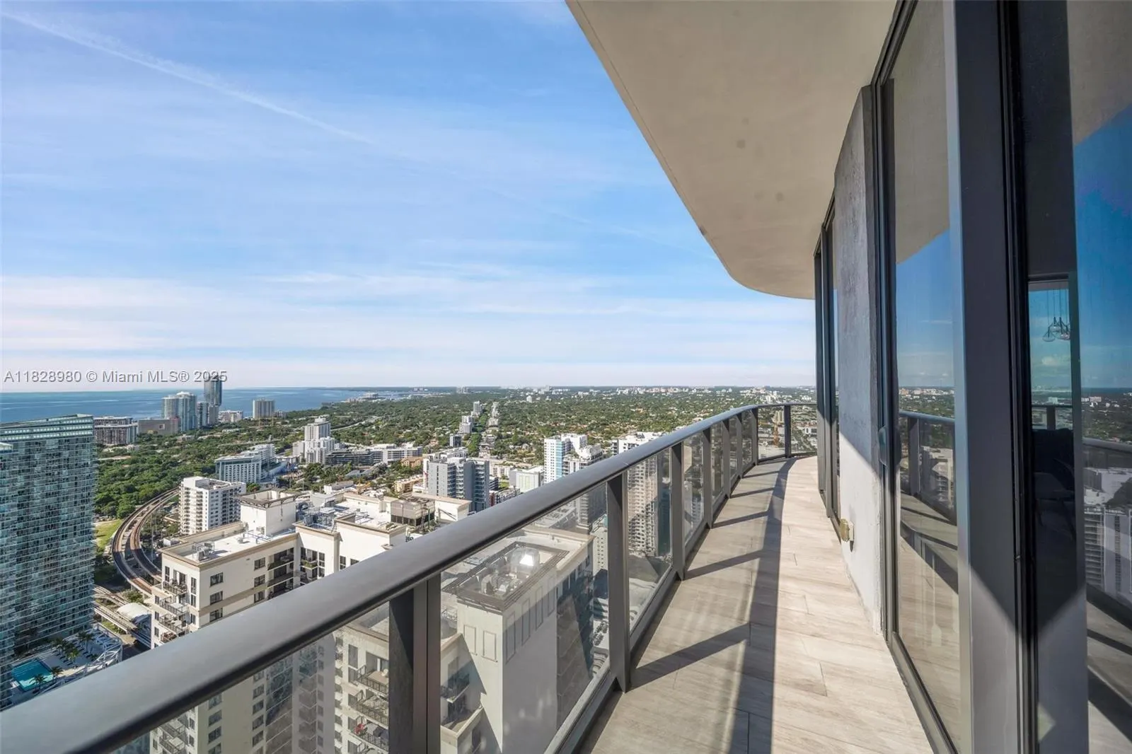 55 SW 9th St, #4406