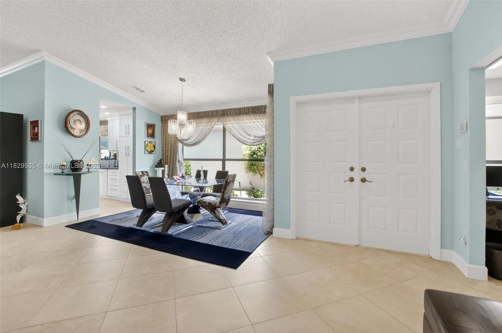 21387 Bridge View Dr