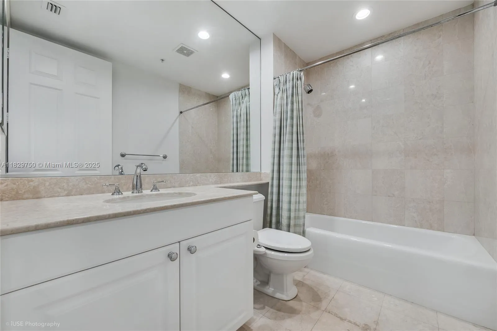13621 Deering Bay Dr, #502