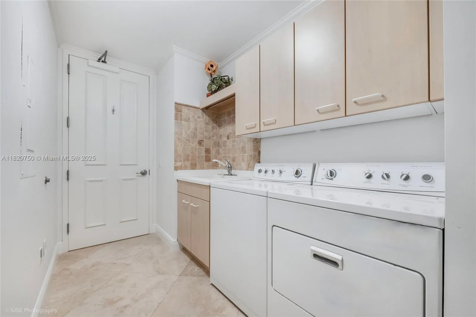 13621 Deering Bay Dr, #502