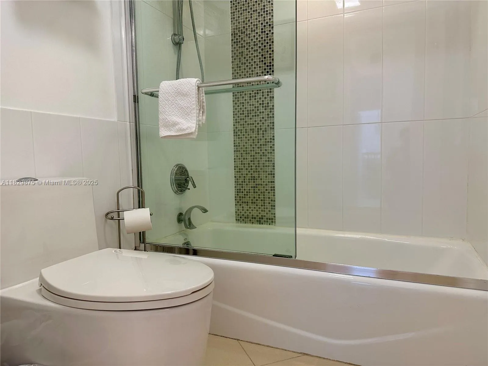 100 Bayview Dr, #1405