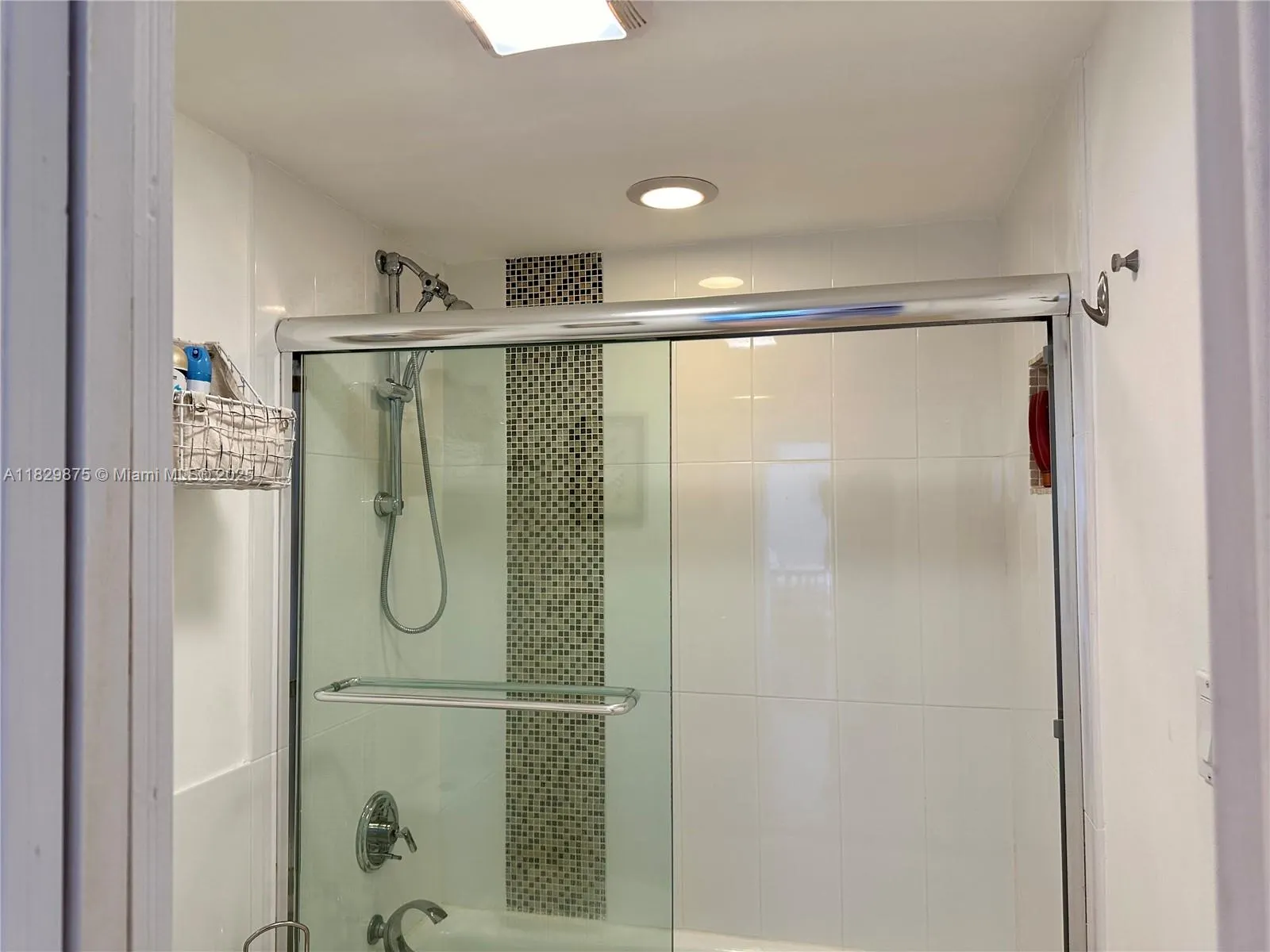 100 Bayview Dr, #1405