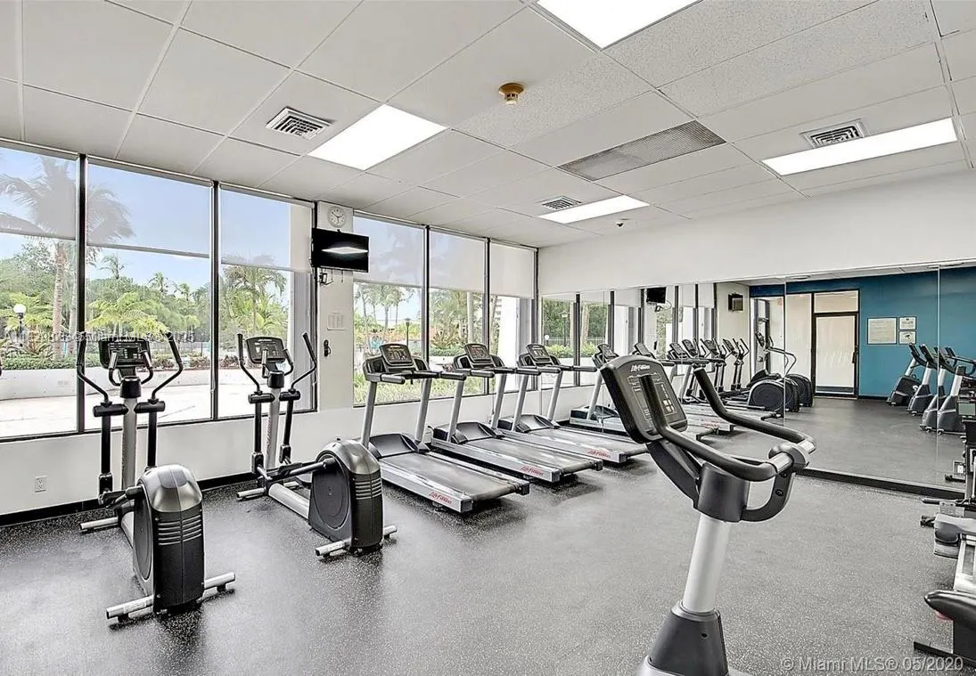 100 Bayview Dr, #1405