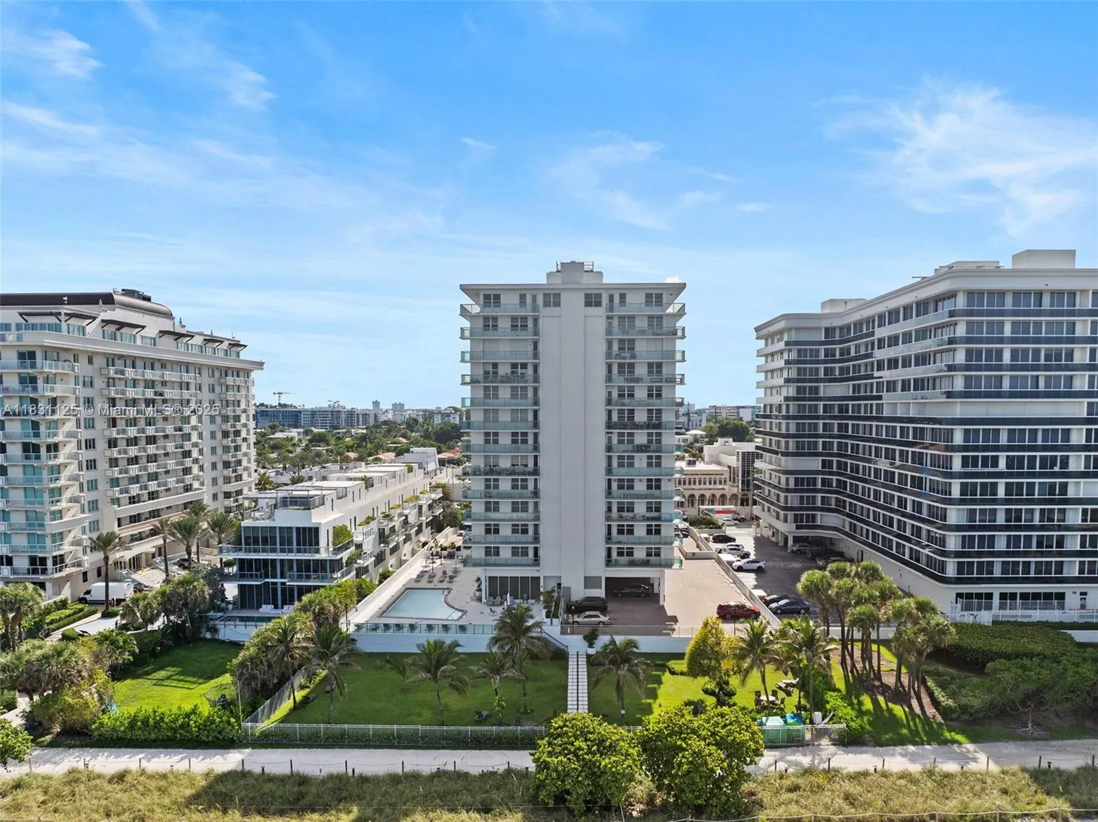 9511 Collins Ave, #1502