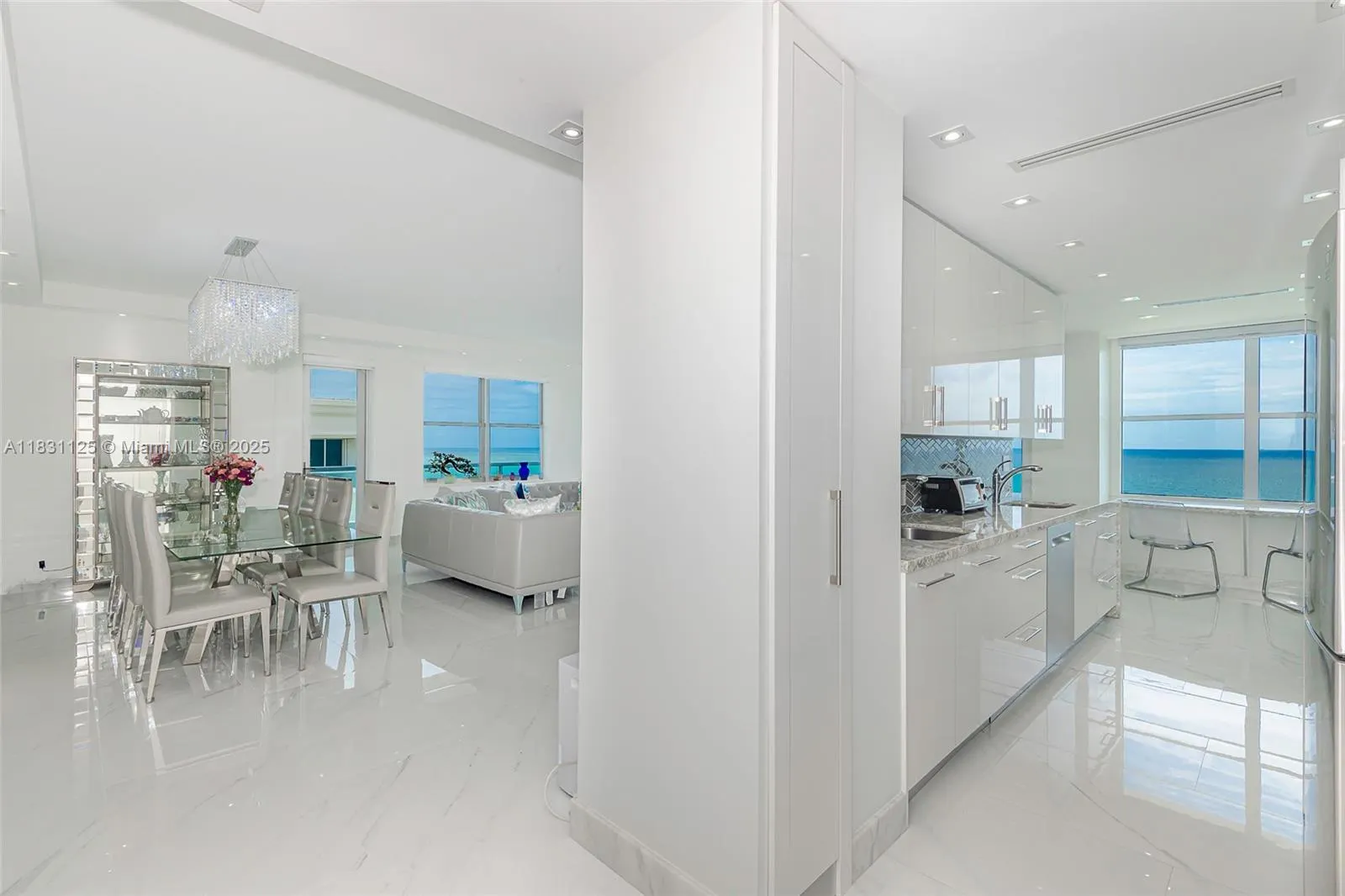9511 Collins Ave, #1502
