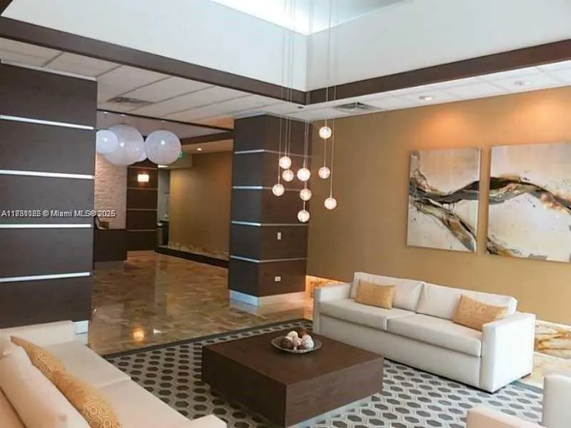 9511 Collins Ave, #1502