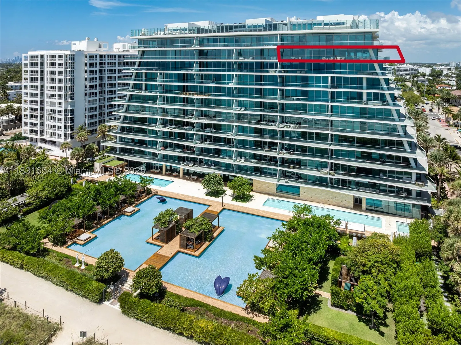 9349 Collins Ave #1101