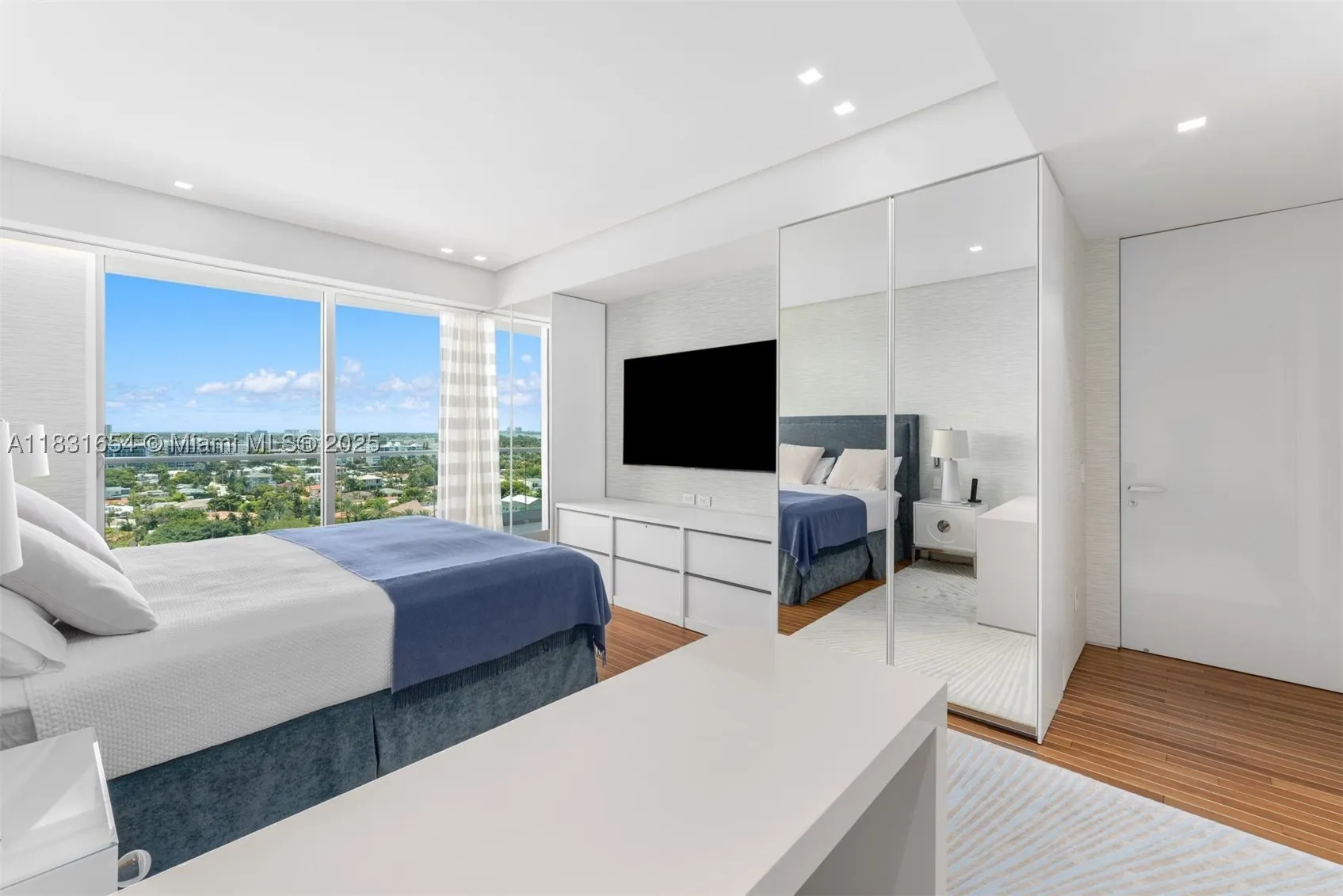 9349 Collins Ave #1101