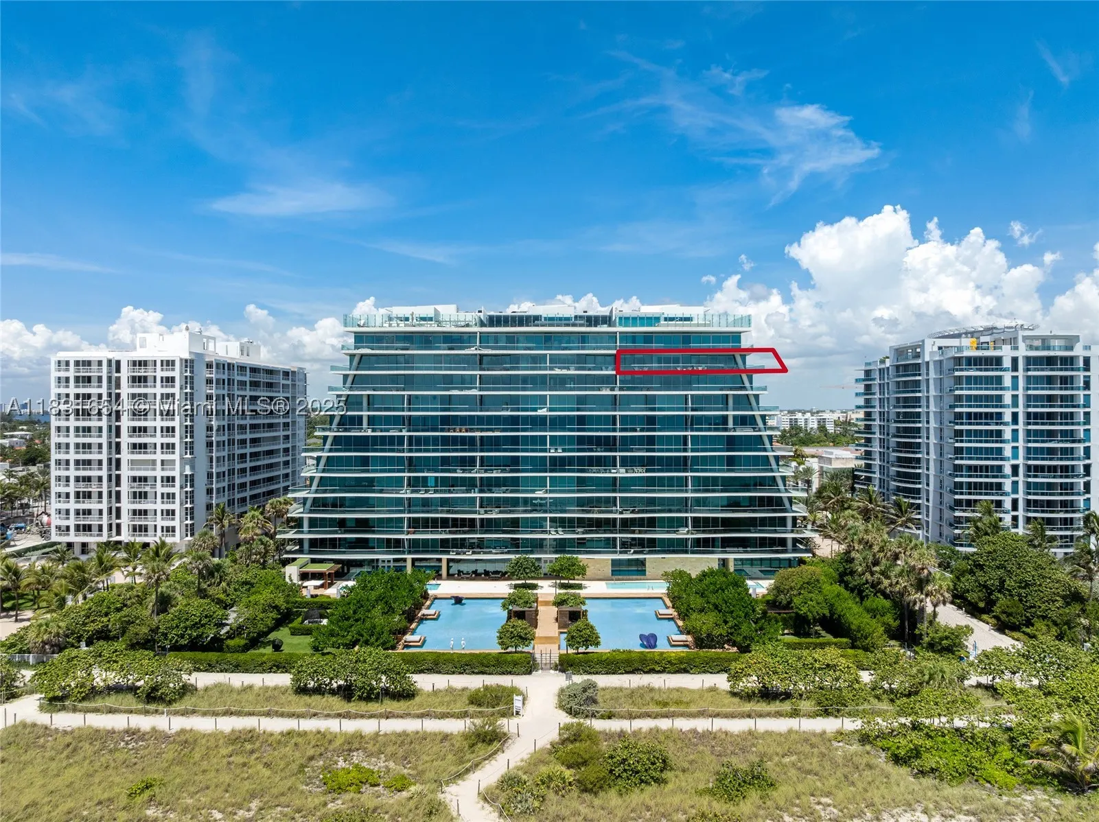 9349 Collins Ave #1101
