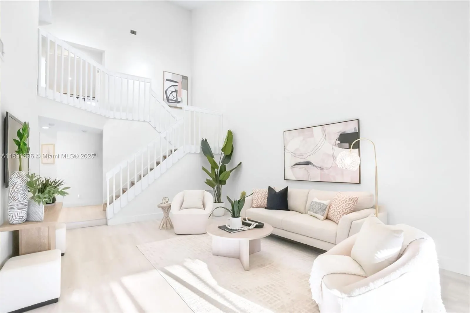 7829 La Mirada Dr