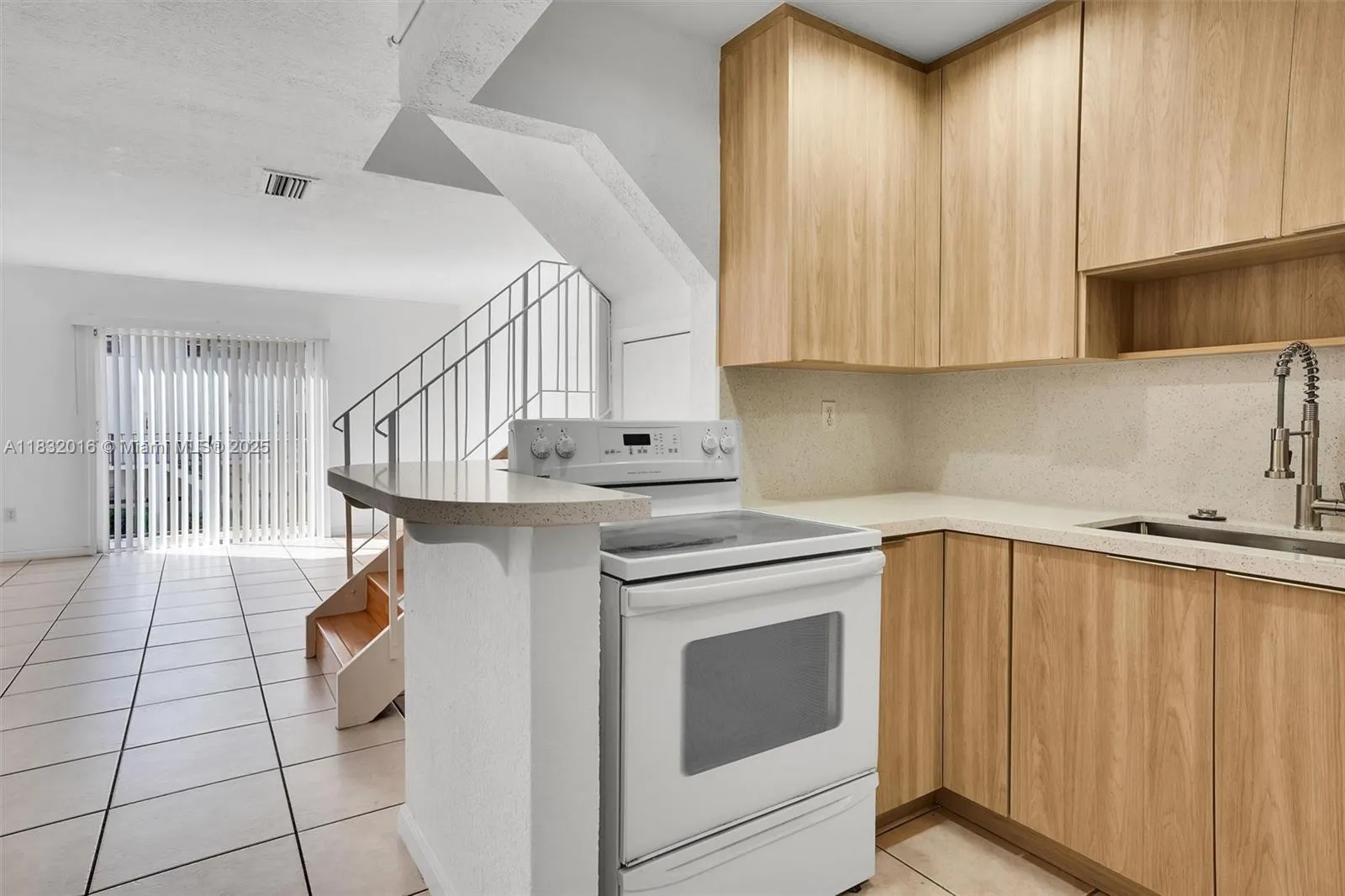 8650 SW 67th Ave, #1025