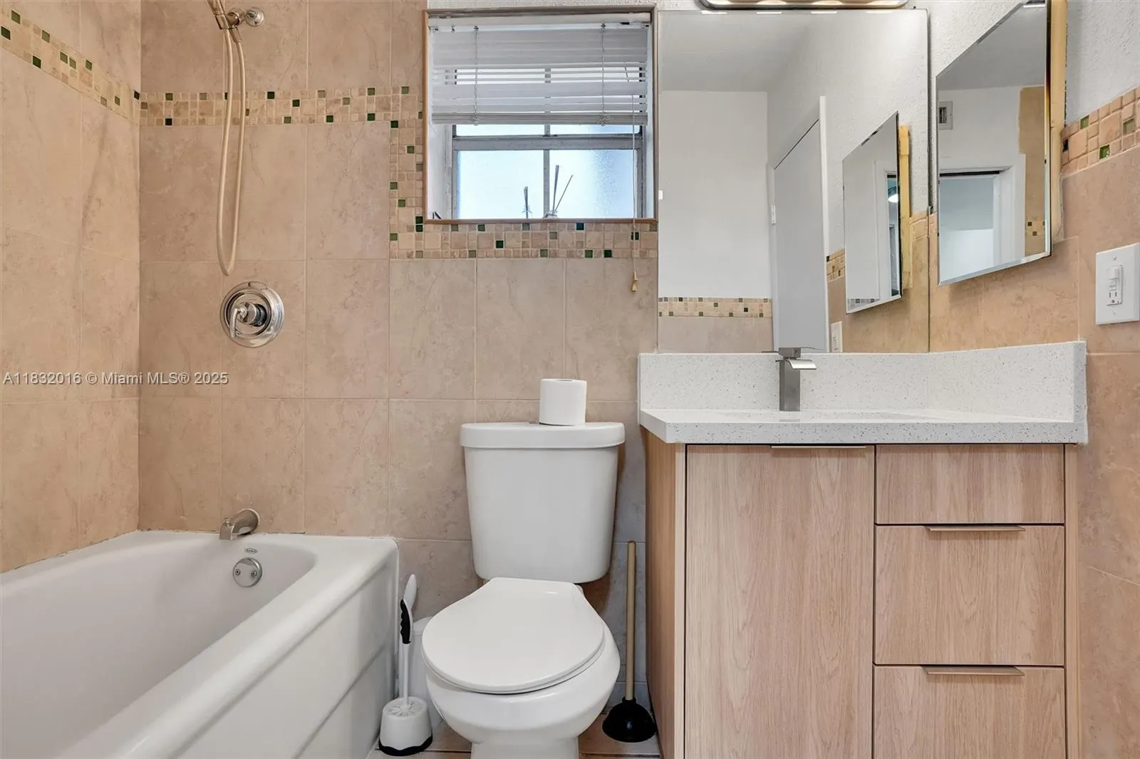 8650 SW 67th Ave, #1025