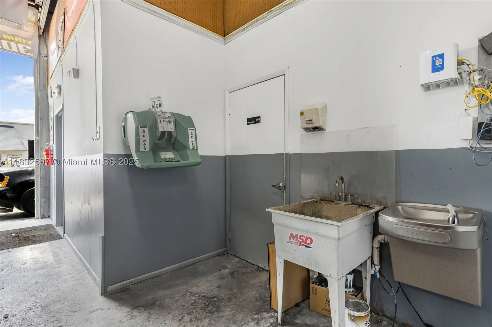 Mechanic Shop For Sale Near Tamiami Airport