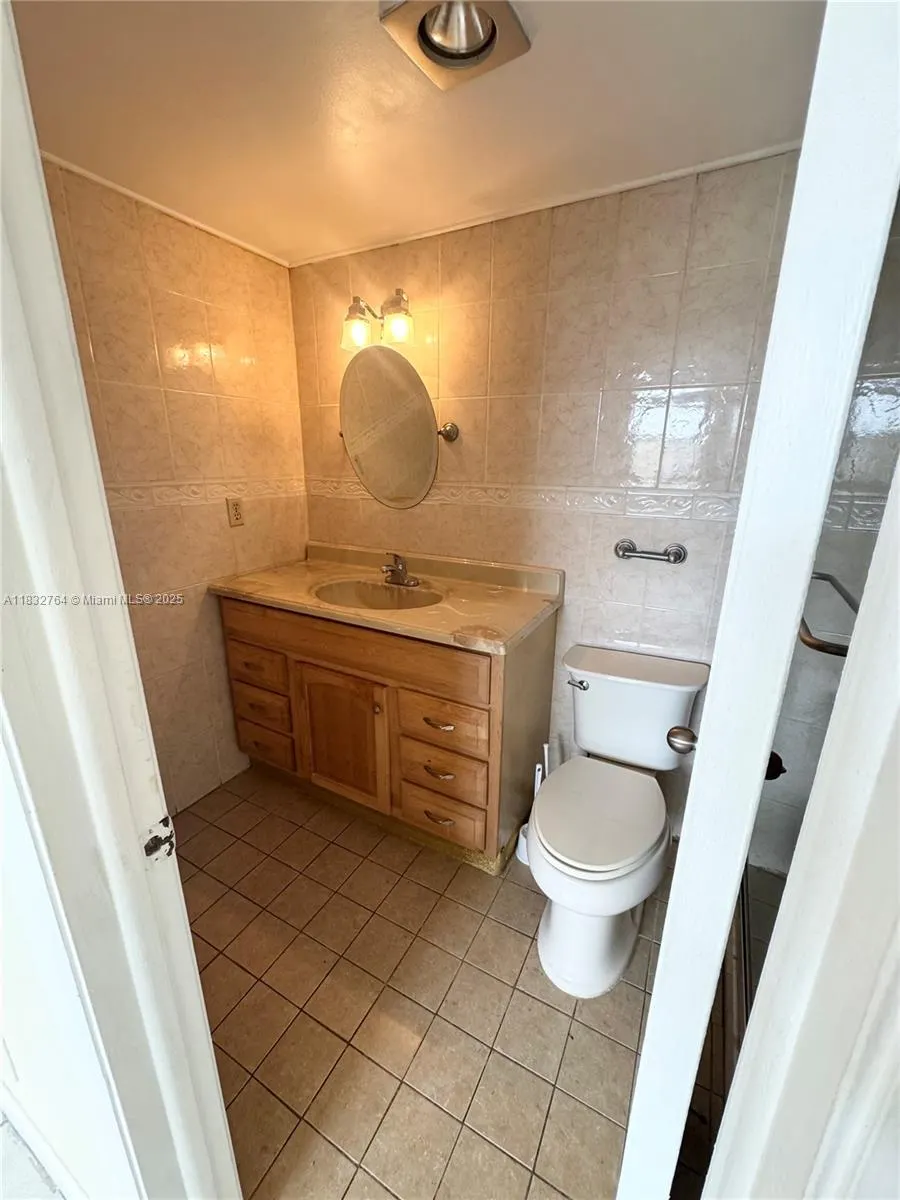 401 SE 3rd St, #405