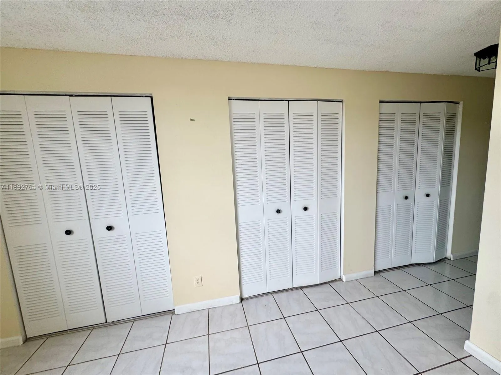 401 SE 3rd St, #405