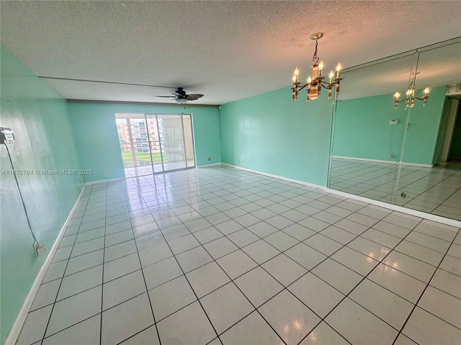 401 SE 3rd St, #405