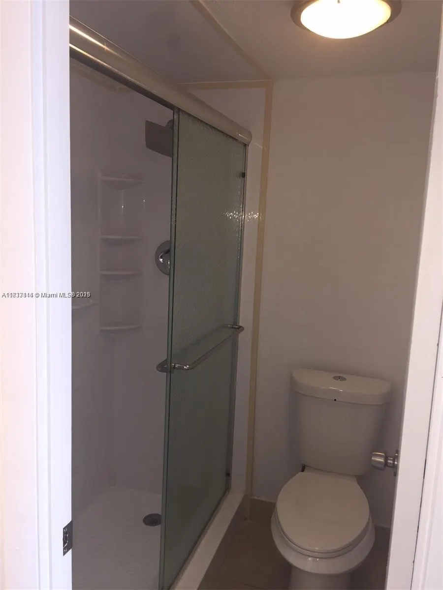 2025 NE 164th St, #516