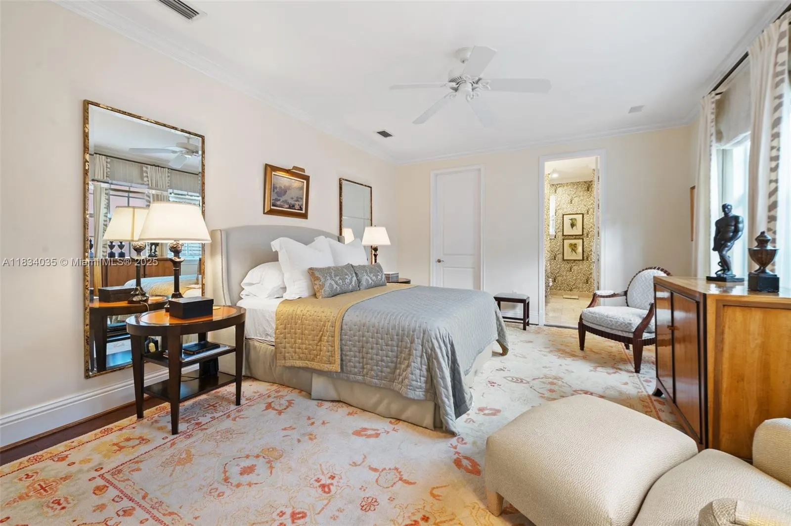 568 Loretto Ave, #11