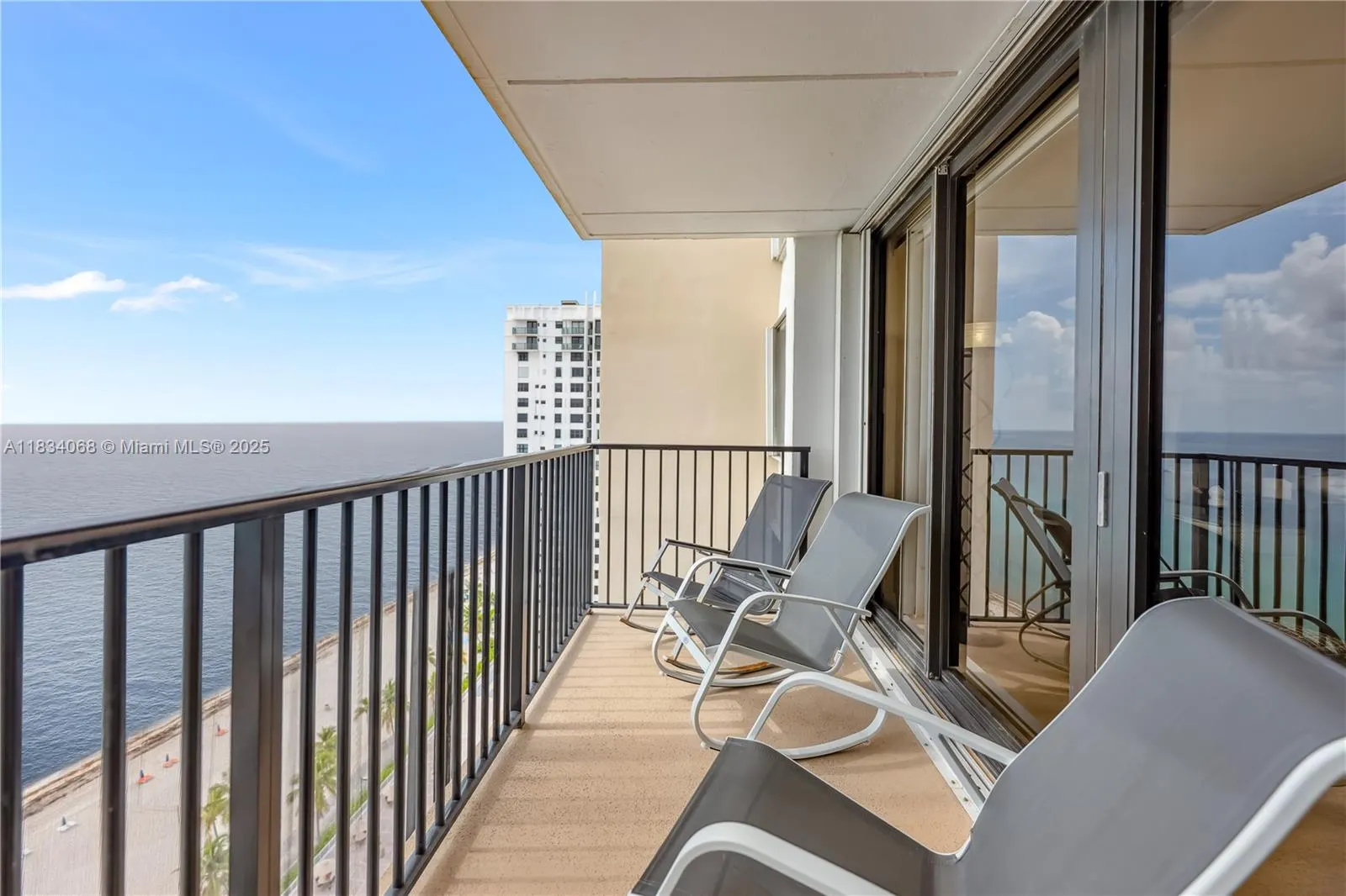 2201 S Ocean Dr, #2202