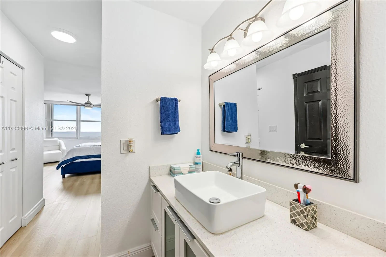 2201 S Ocean Dr, #2202