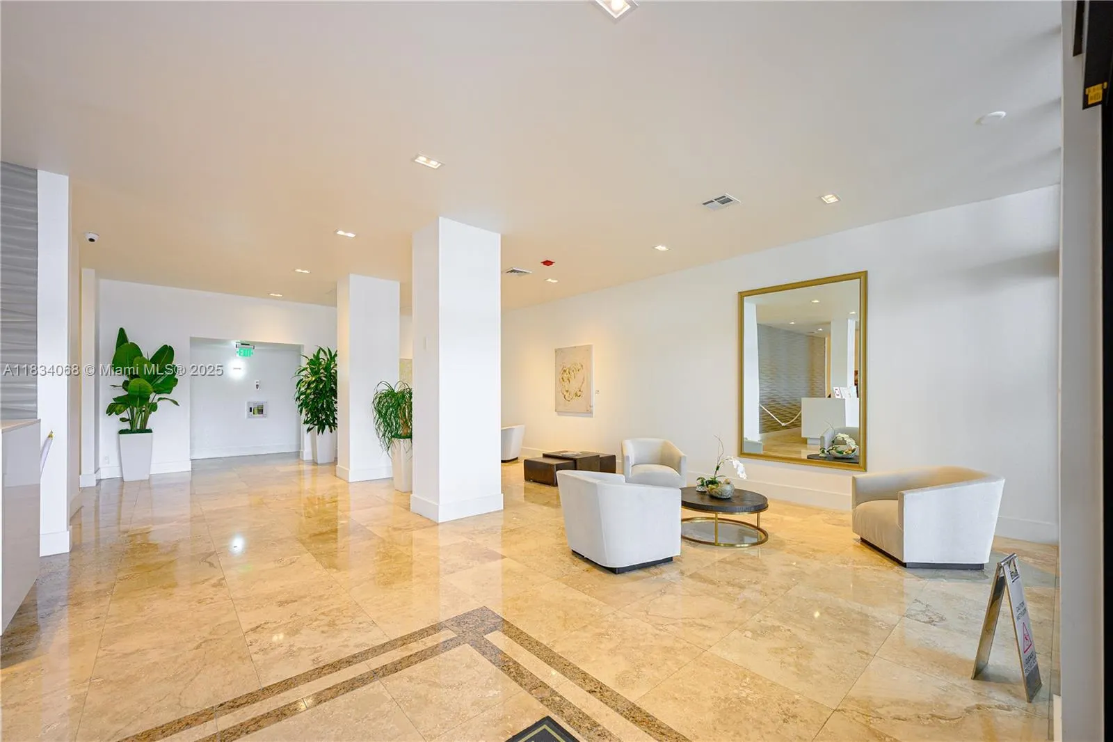 2201 S Ocean Dr, #2202