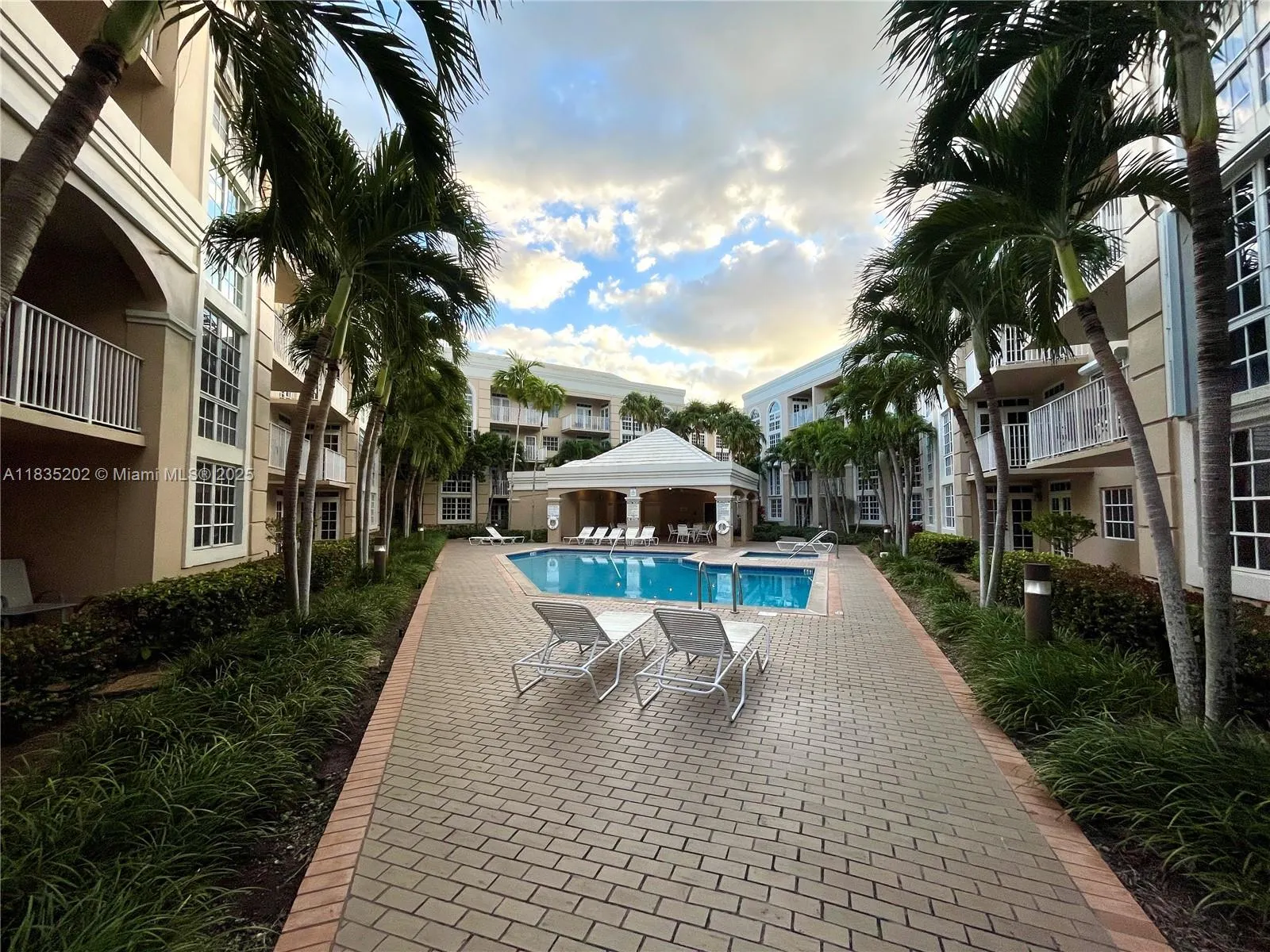 1280 S Alhambra Cir, #1310