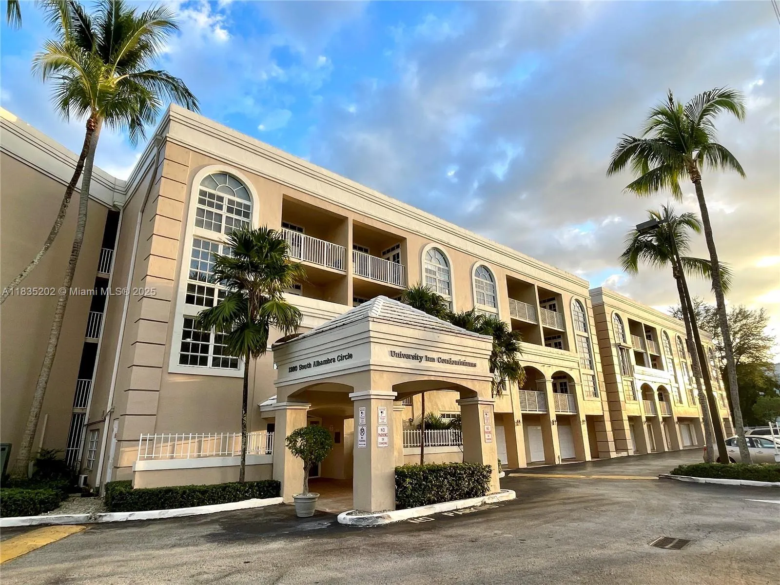 1280 S Alhambra Cir, #1310