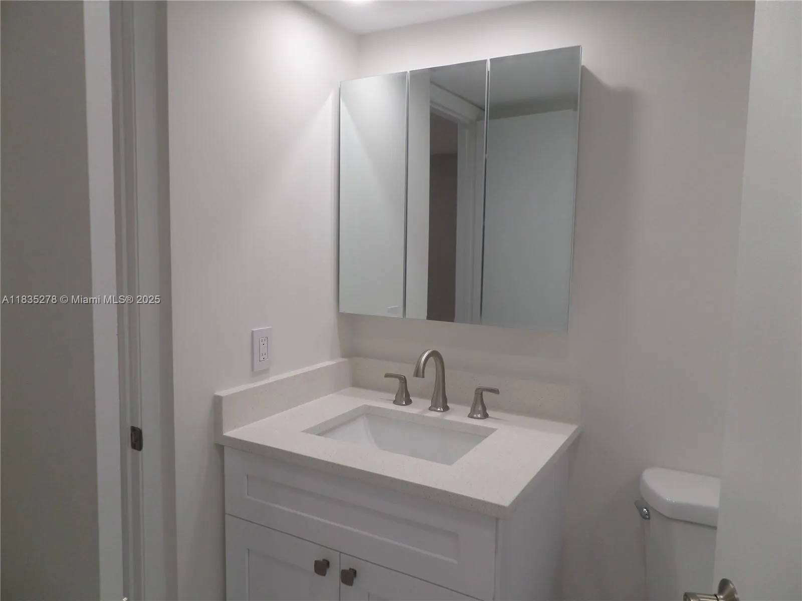 2154 W 60th St, #12215