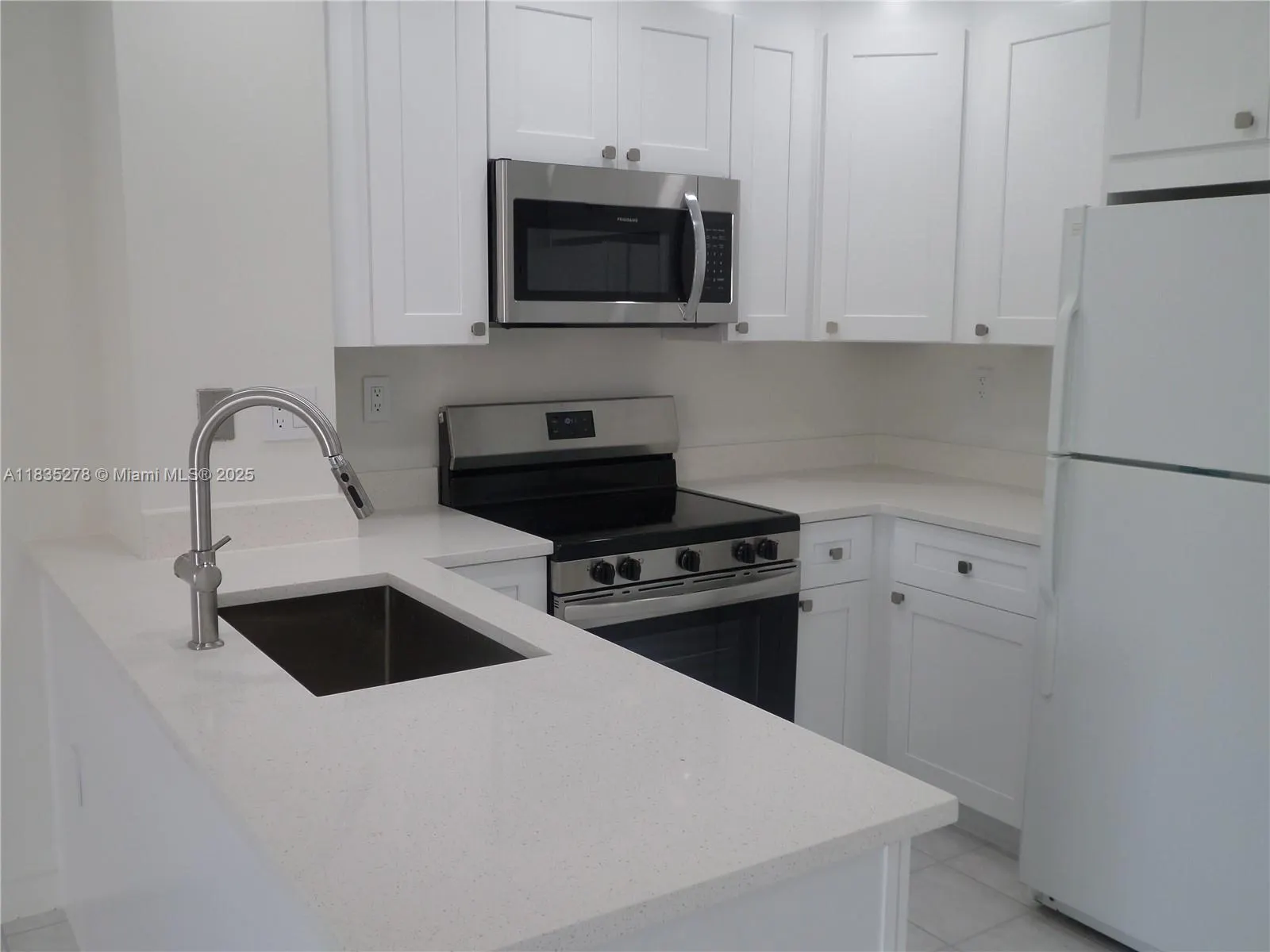 2154 W 60th St, #12215