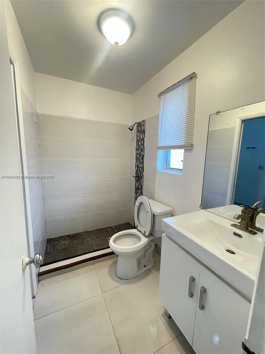 213 SE Park St, #1-6