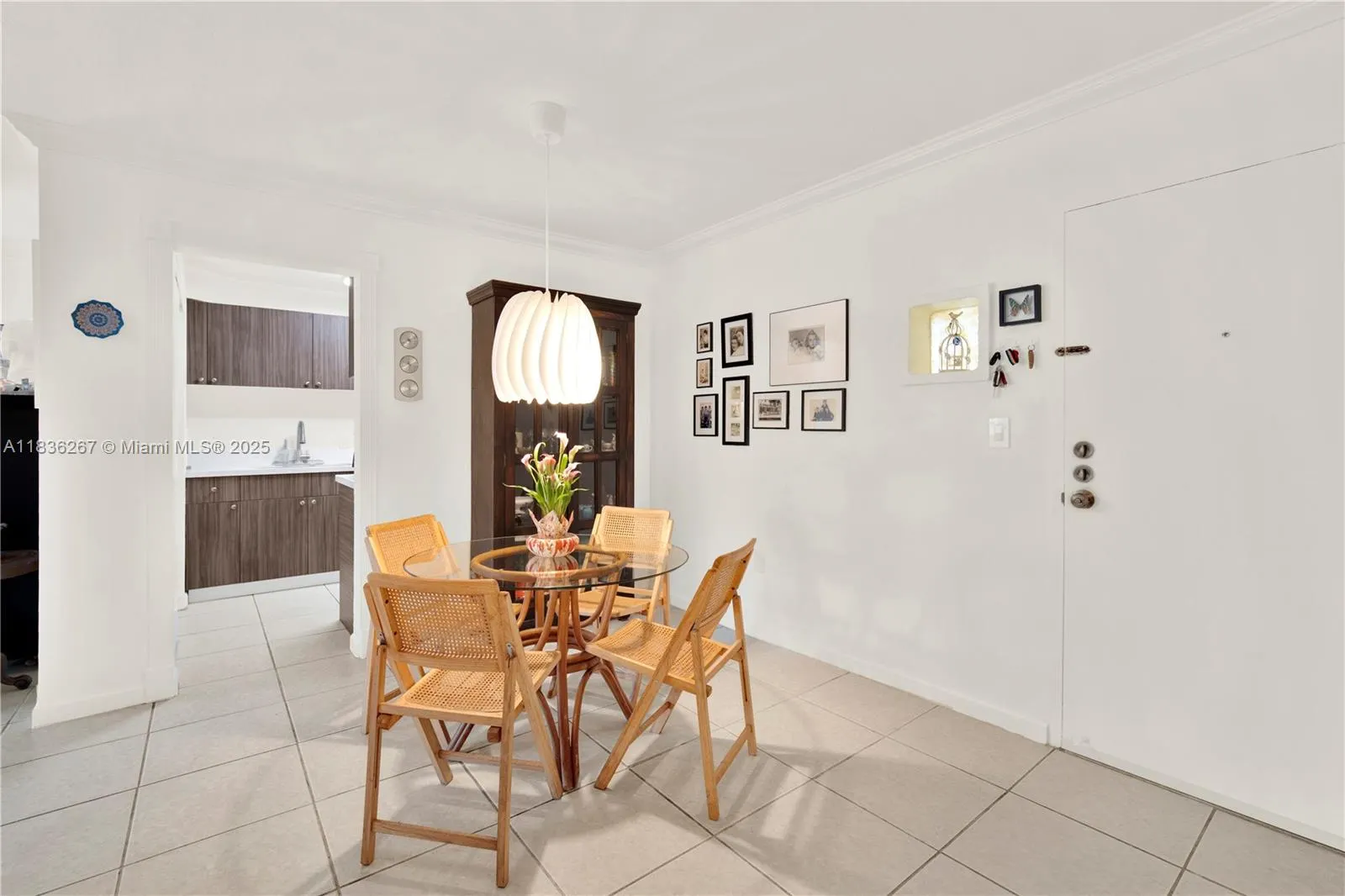 6886 N Kendall Dr, #D102