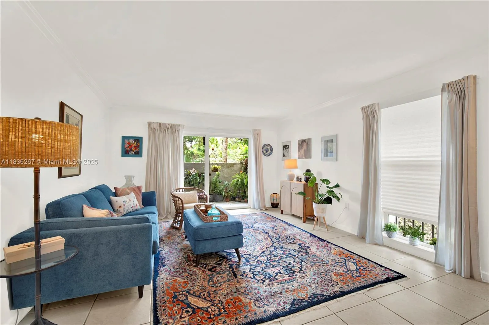 6886 N Kendall Dr, #D102