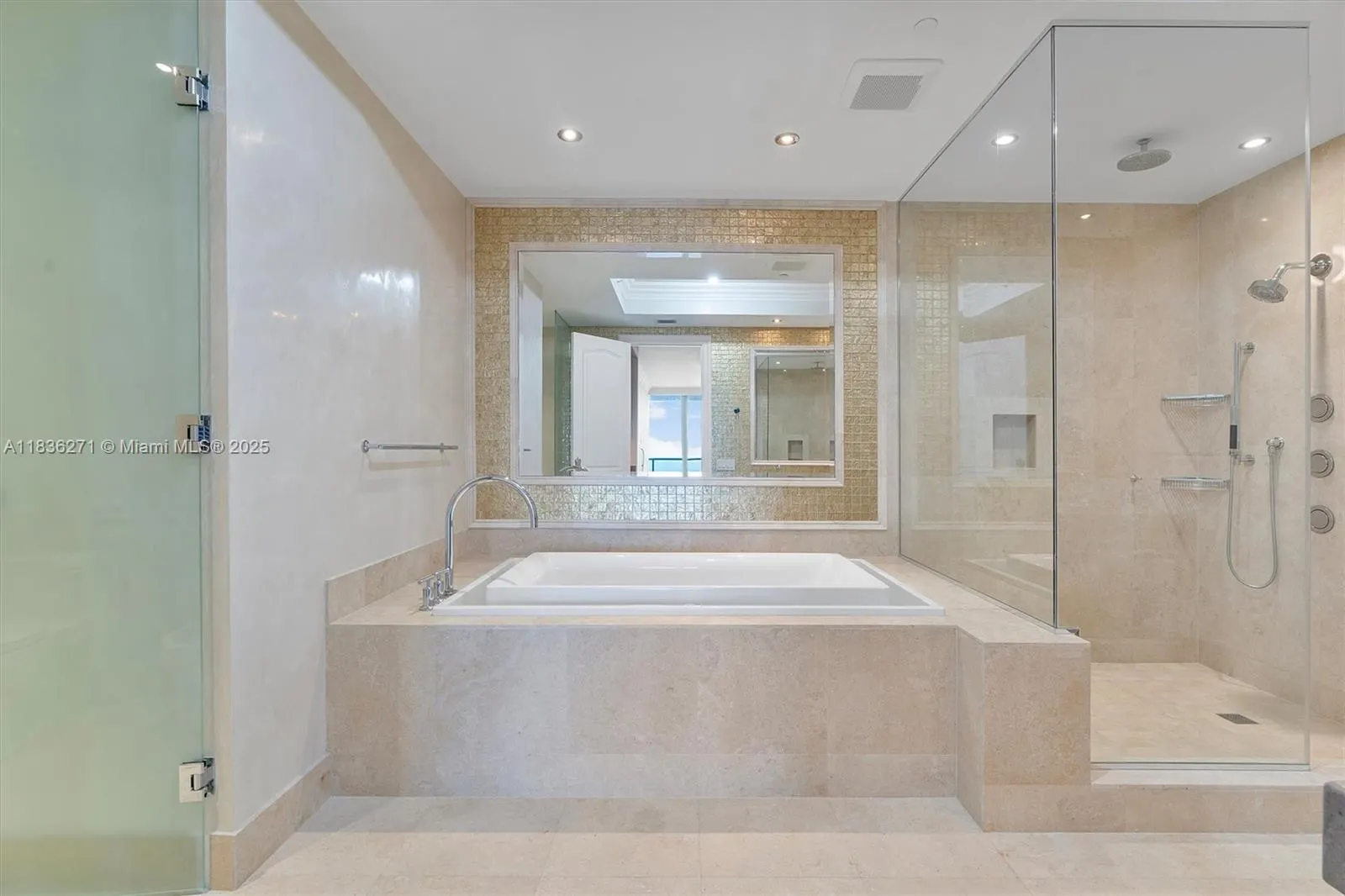 9701 Collins Ave, #802S
