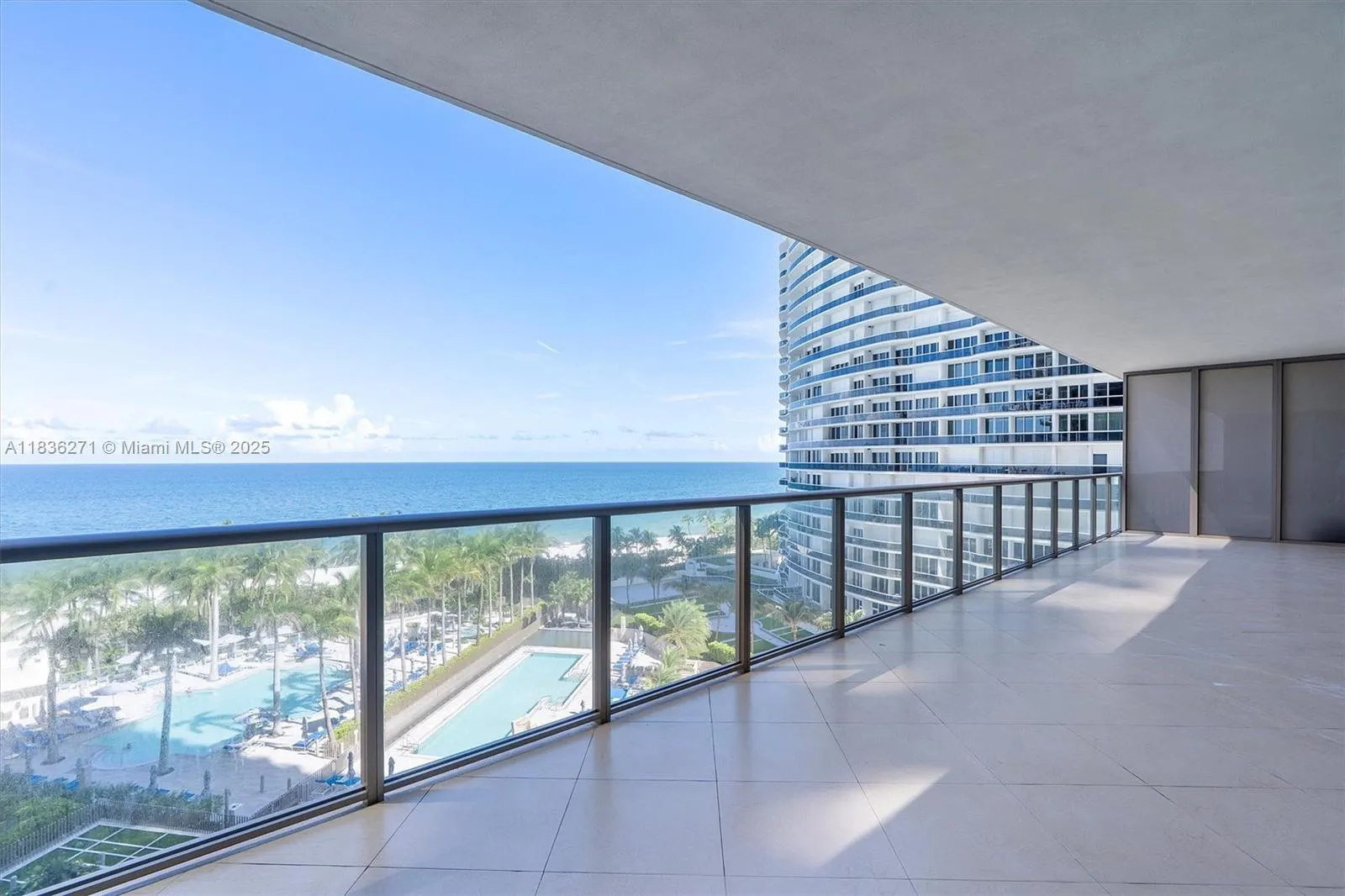 9701 Collins Ave, #802S