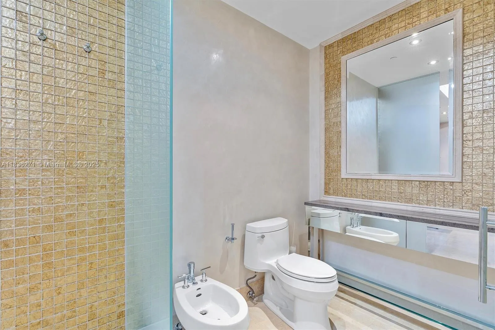 9701 Collins Ave, #802S