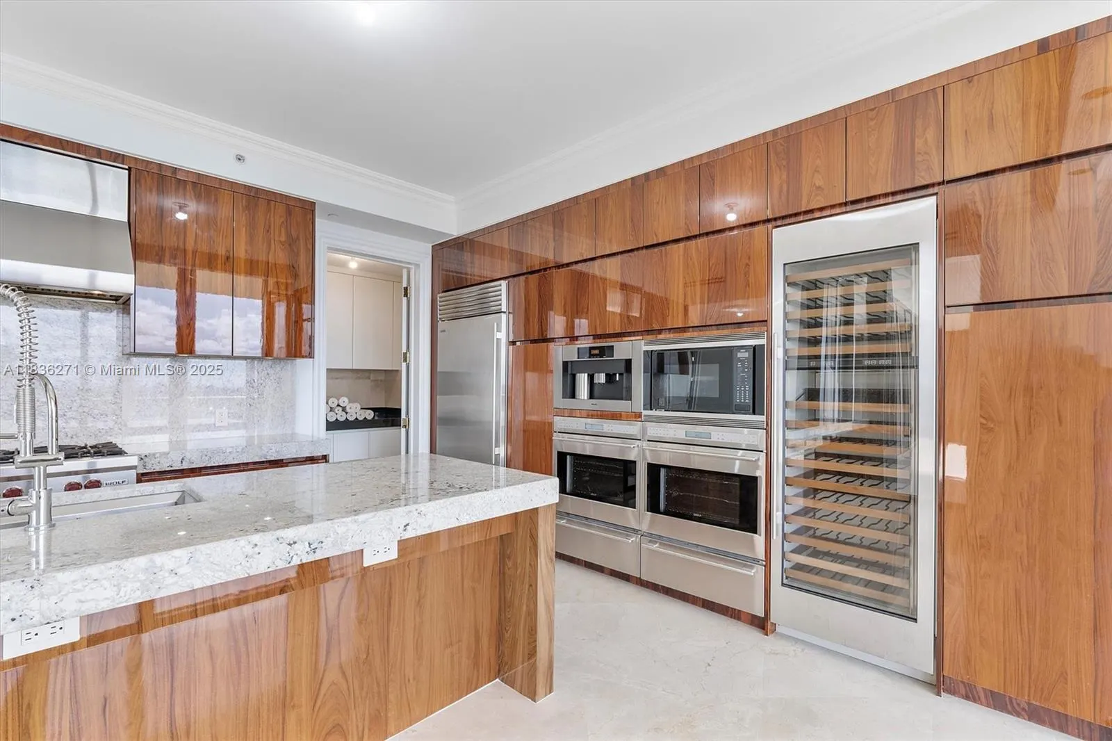 9701 Collins Ave, #802S