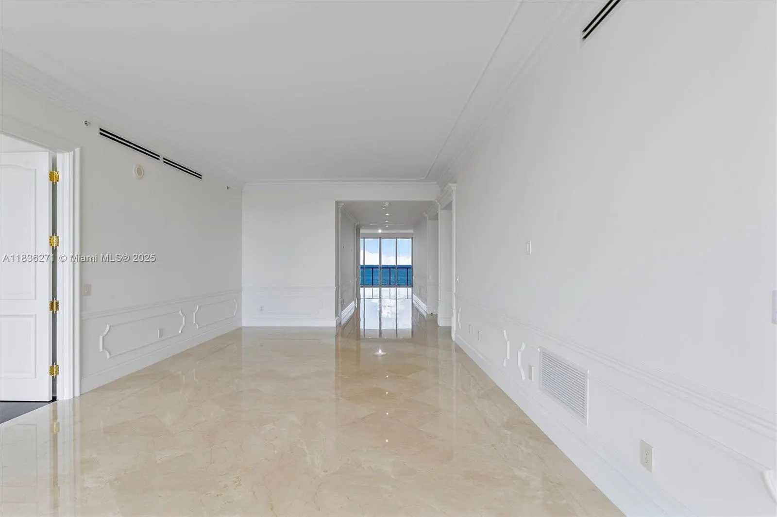 9701 Collins Ave, #802S