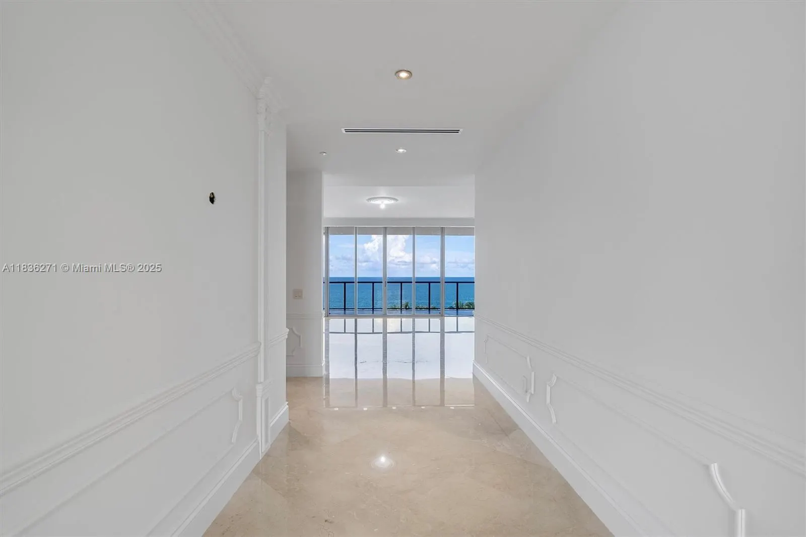 9701 Collins Ave, #802S