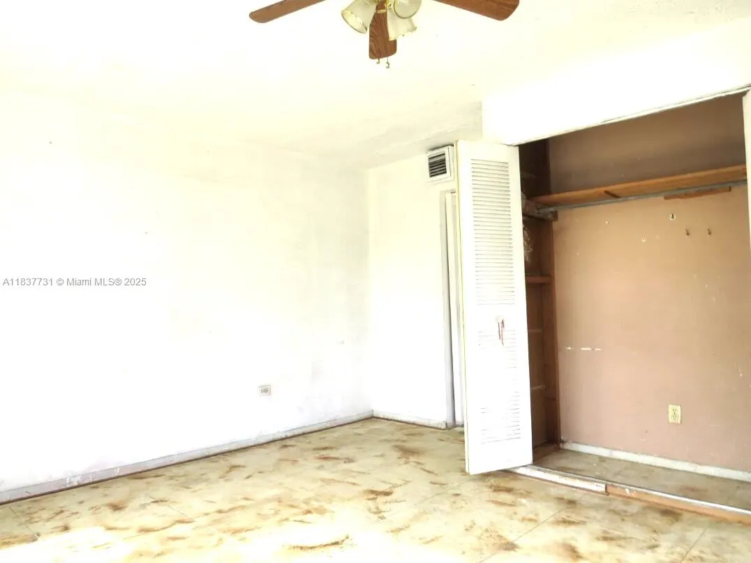 525 NW 16th St