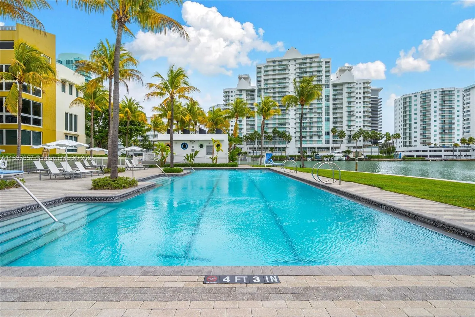 6101 Aqua Ave, #602