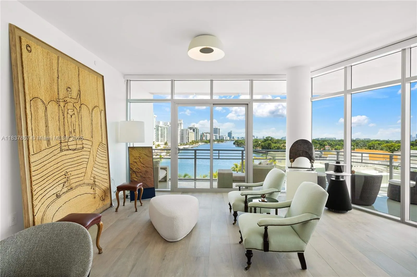 6101 Aqua Ave, #602