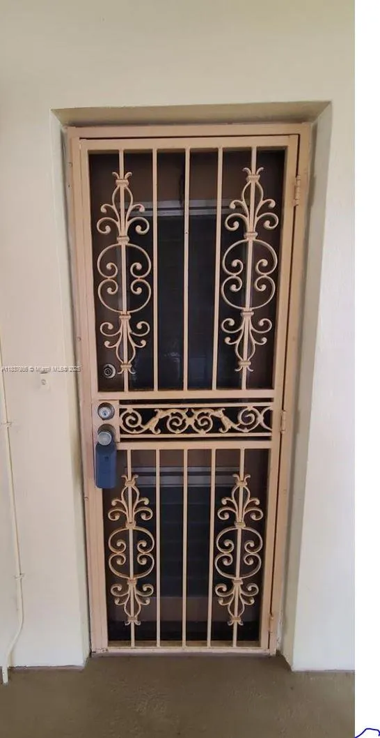 17050 NE 14th Ave, #208