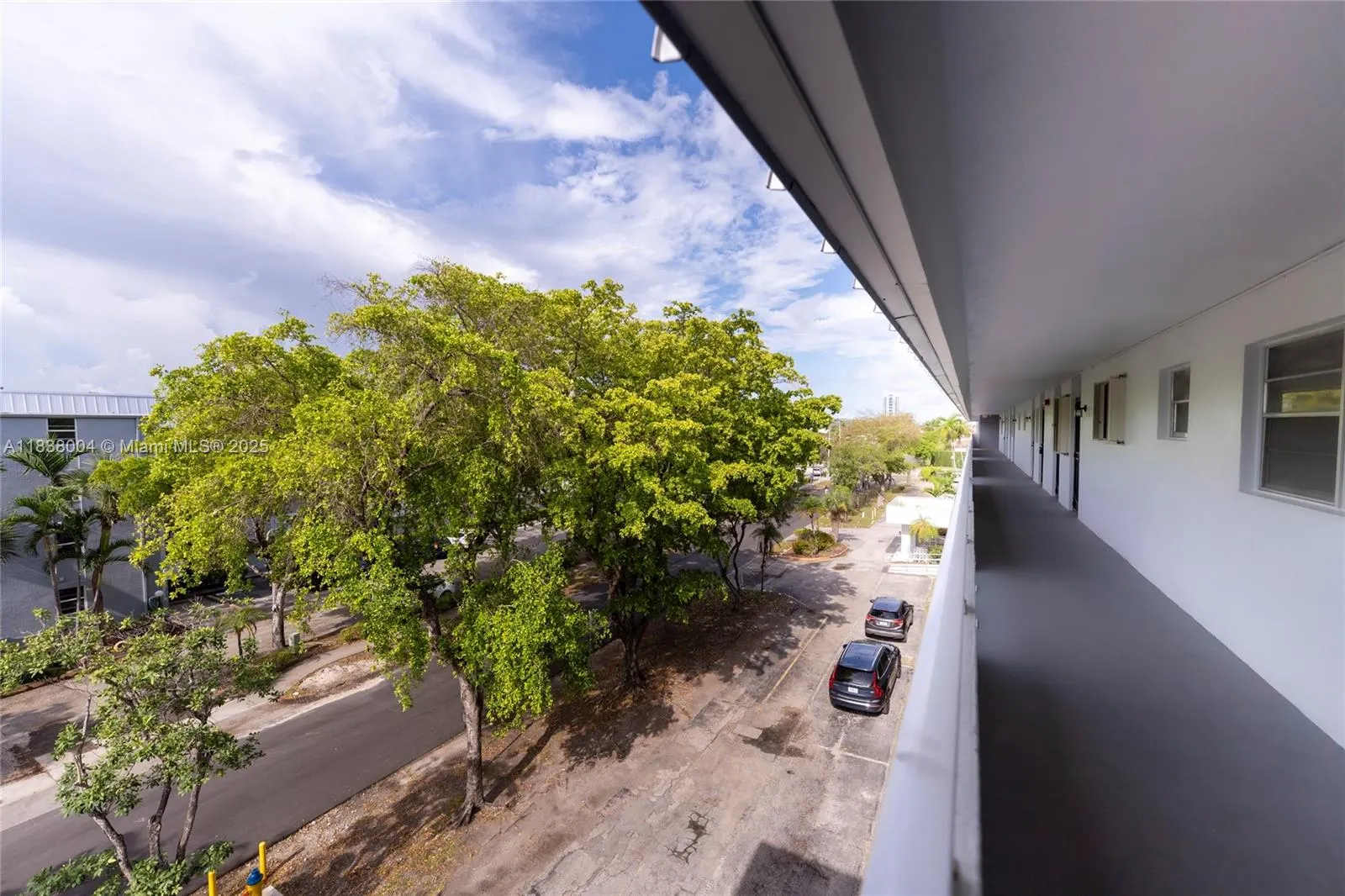 3551 NE 169th St, #411