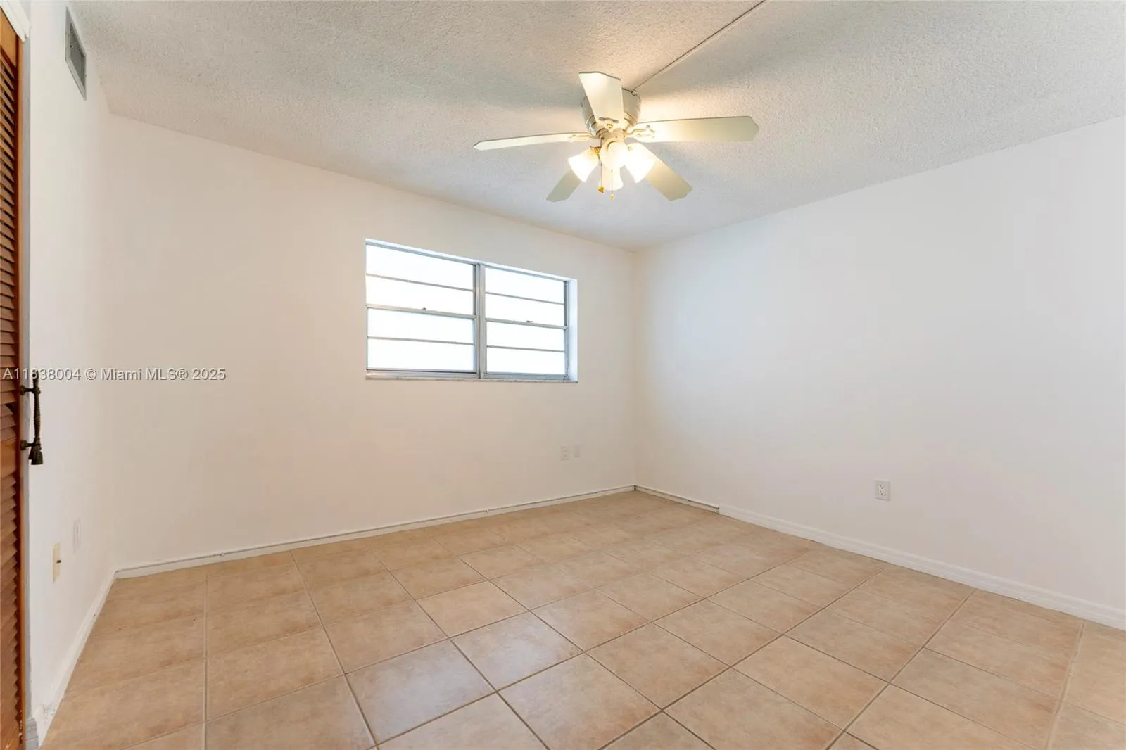 3551 NE 169th St, #411