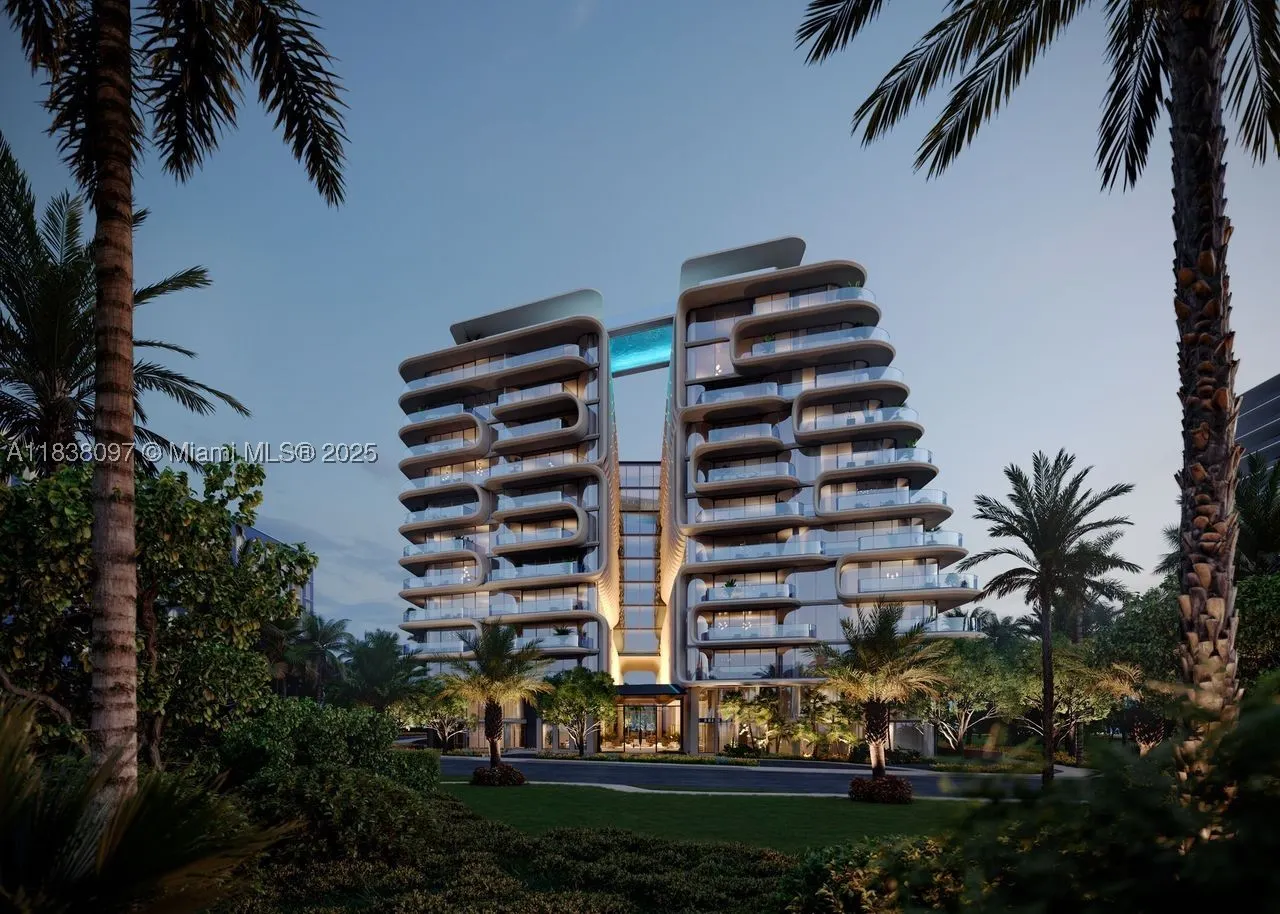 8777 Collins Avenue #604