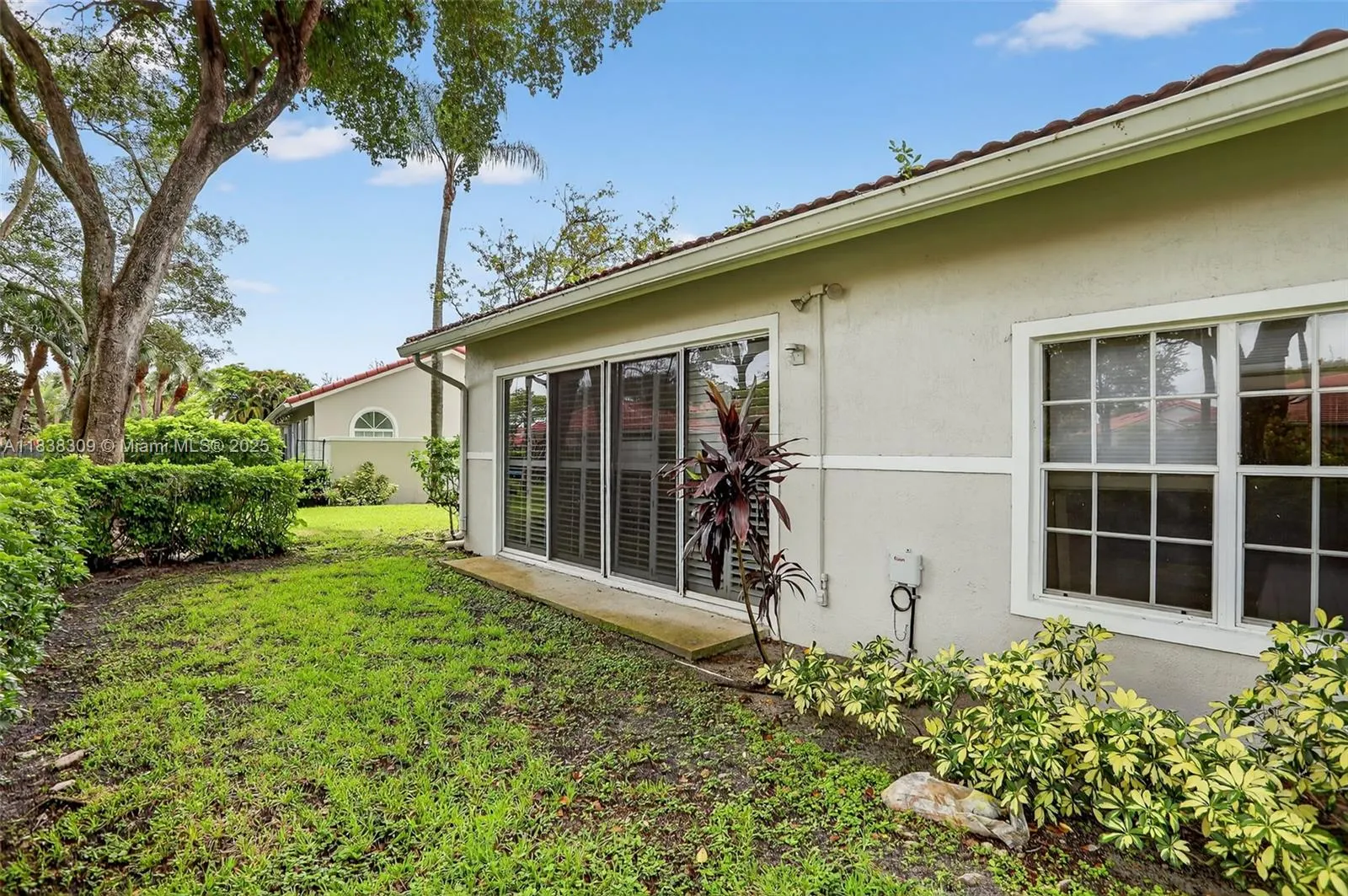 4119 W Palm Aire Dr, #A4
