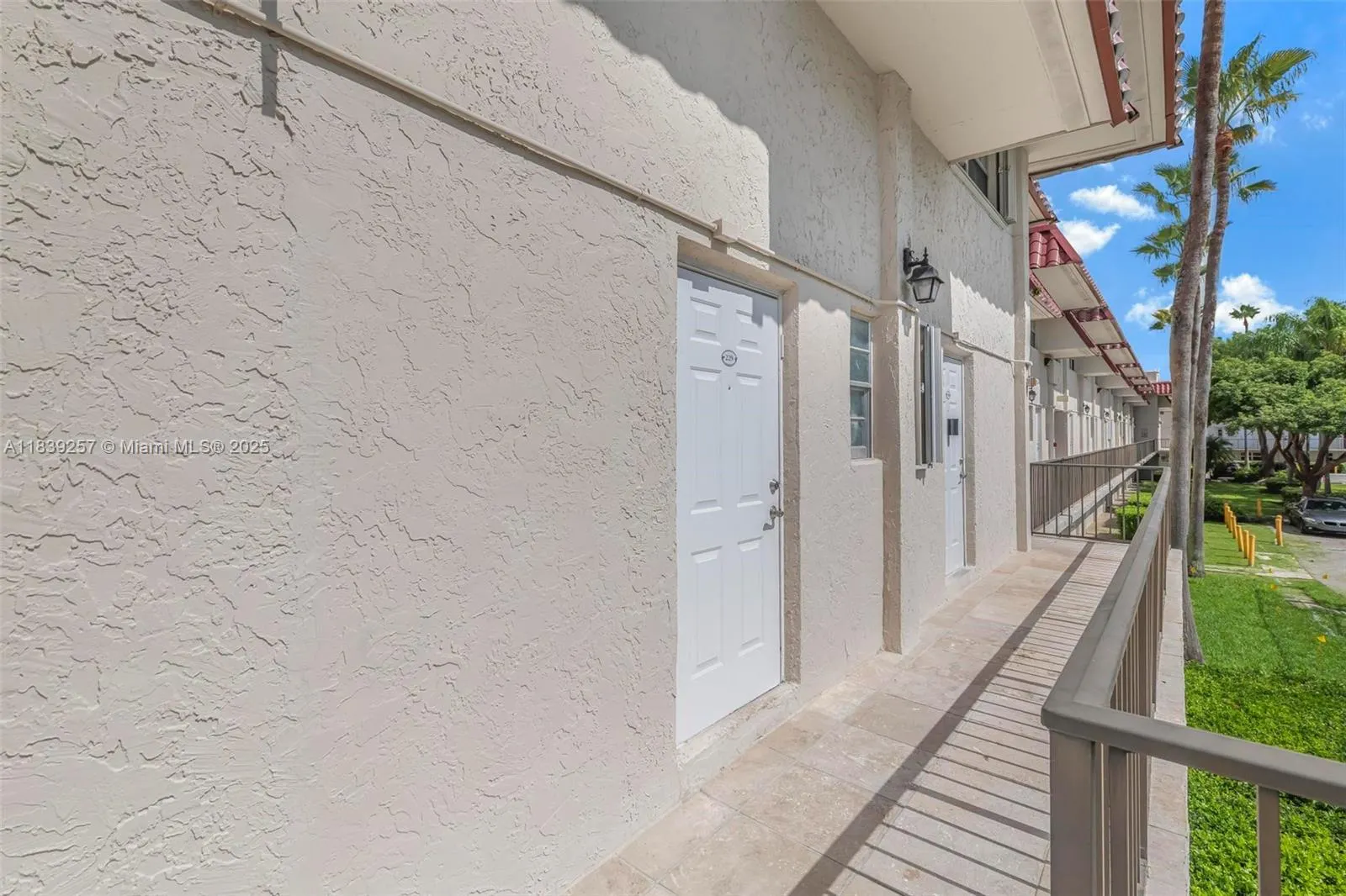 6709 N Kendall Dr, #229