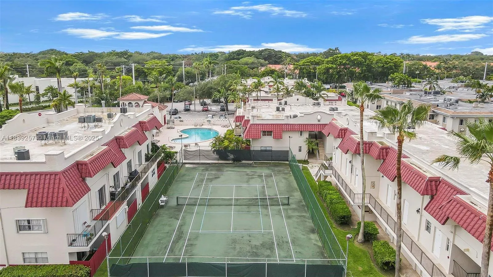 6709 N Kendall Dr, #229